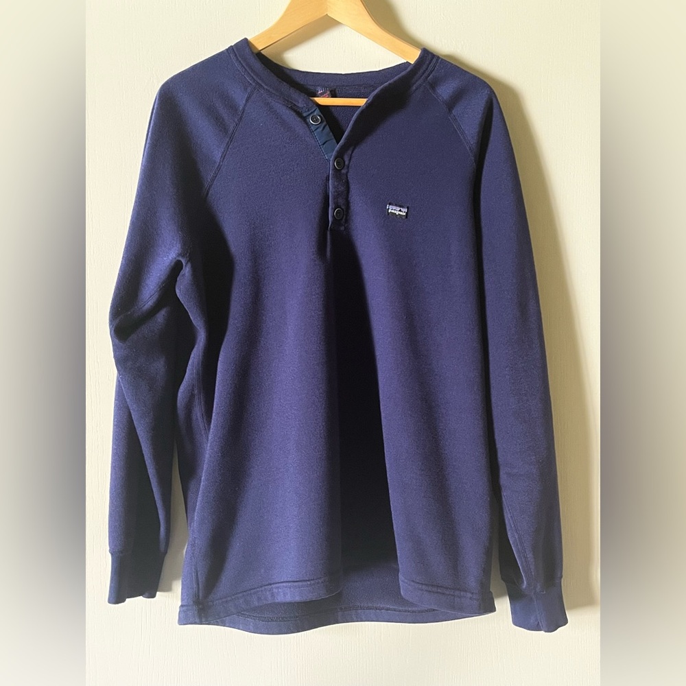 Vintage Patagonia Capilene Navy Blue Long Sleeve Henley Shirt Men’s L/XL